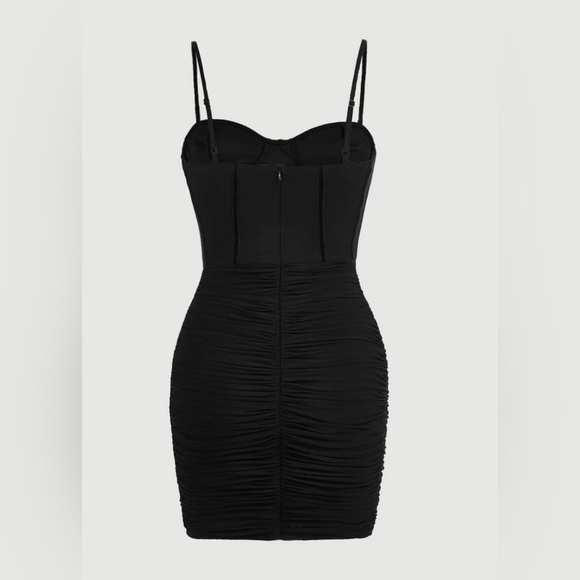 SHEIN ICON RUCHED BUSTIER BODYCON DRESS SIZE SMALL/4 NEVER WORN NWOT KNIT FABRIC - Picture 2 of 10